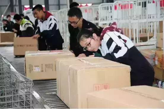 走出象牙塔 拥抱大世界(图5)